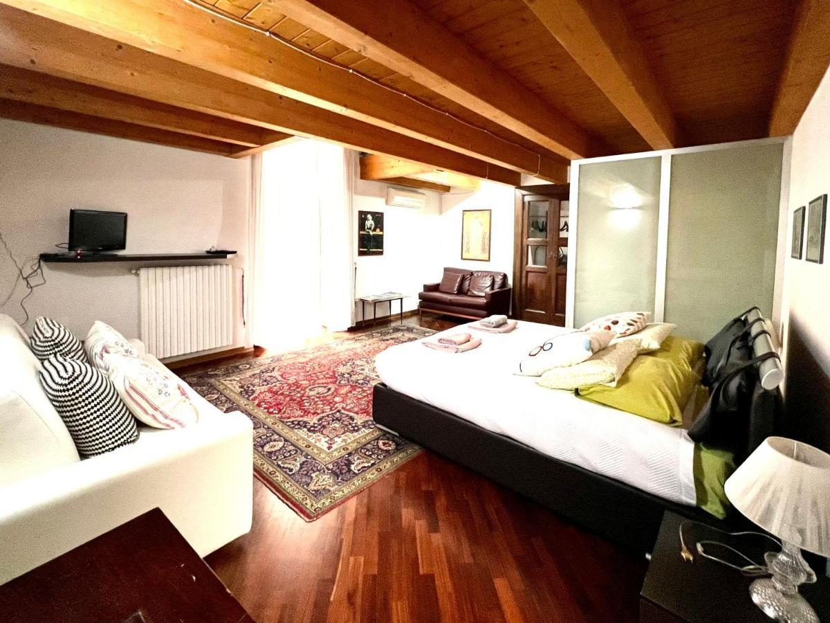 Saint Patrick Guest House Barletta Kültér fotó