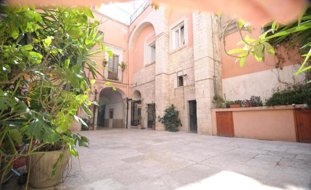 Saint Patrick Guest House Barletta Kültér fotó