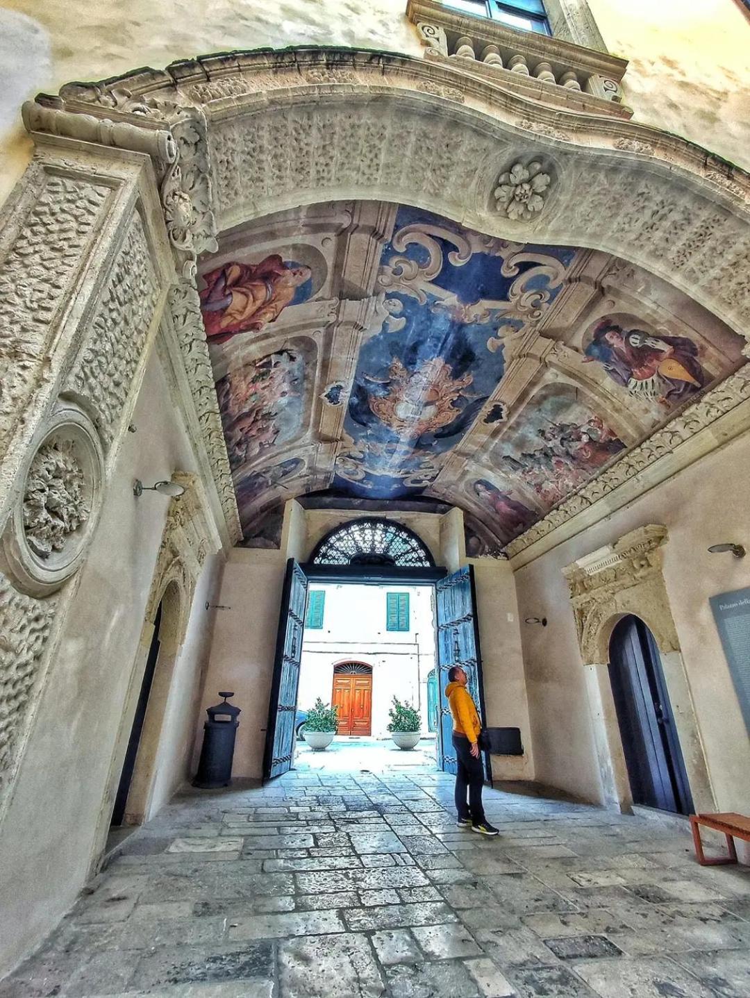 Saint Patrick Guest House Barletta Kültér fotó
