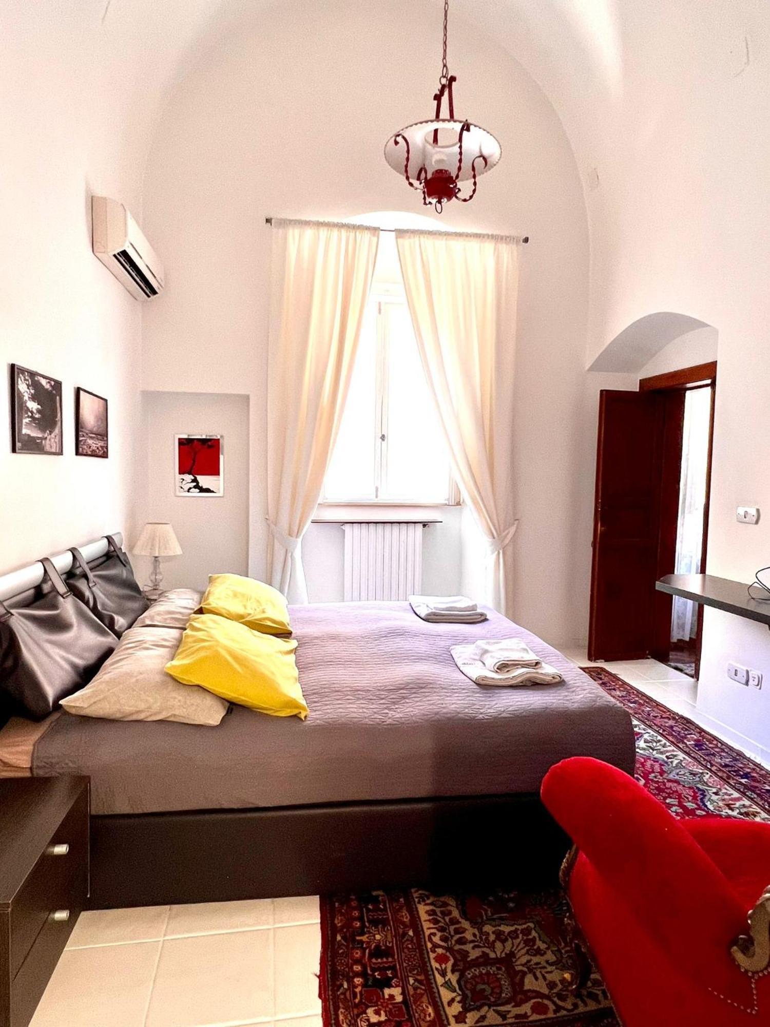Saint Patrick Guest House Barletta Kültér fotó